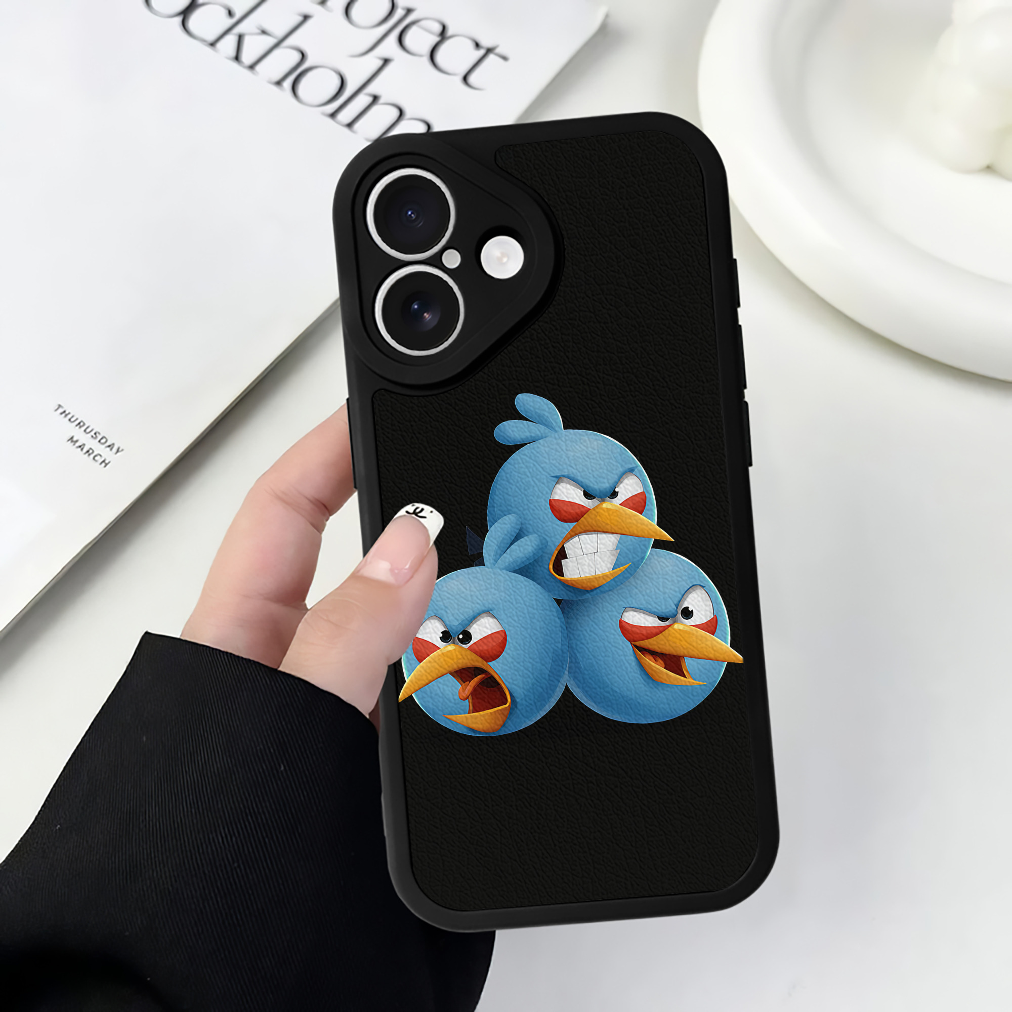 （画像用） Angry Birds アングリーバード 【iPhone 16シリーズ対応】シリコンスマホケース（レザー調） 材質：シリコン